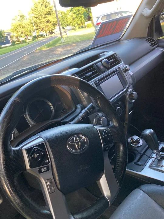 2014 Toyota 4Runner 5th Gen - Image 7 of 16