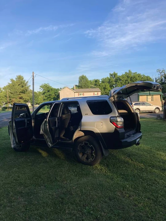 2014 Toyota 4Runner 5th Gen - Image 13 of 16