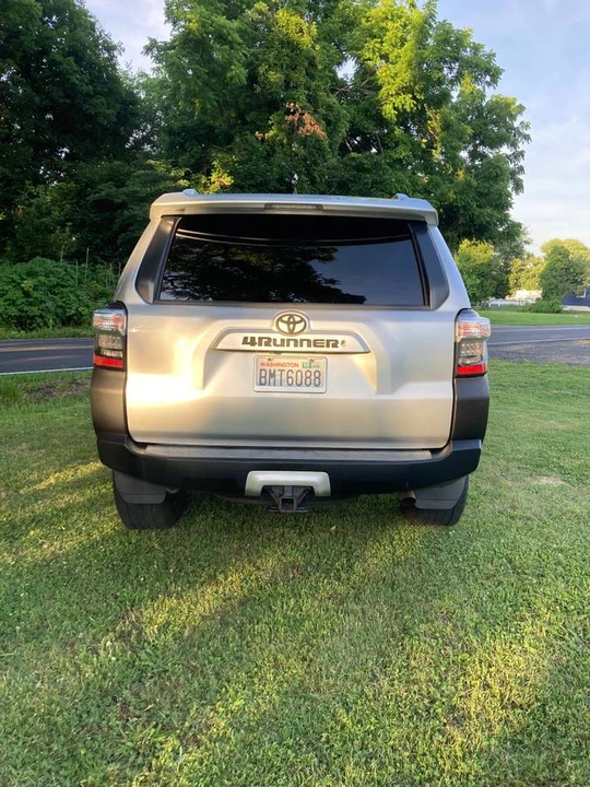 2014 Toyota 4Runner 5th Gen - Image 3 of 16