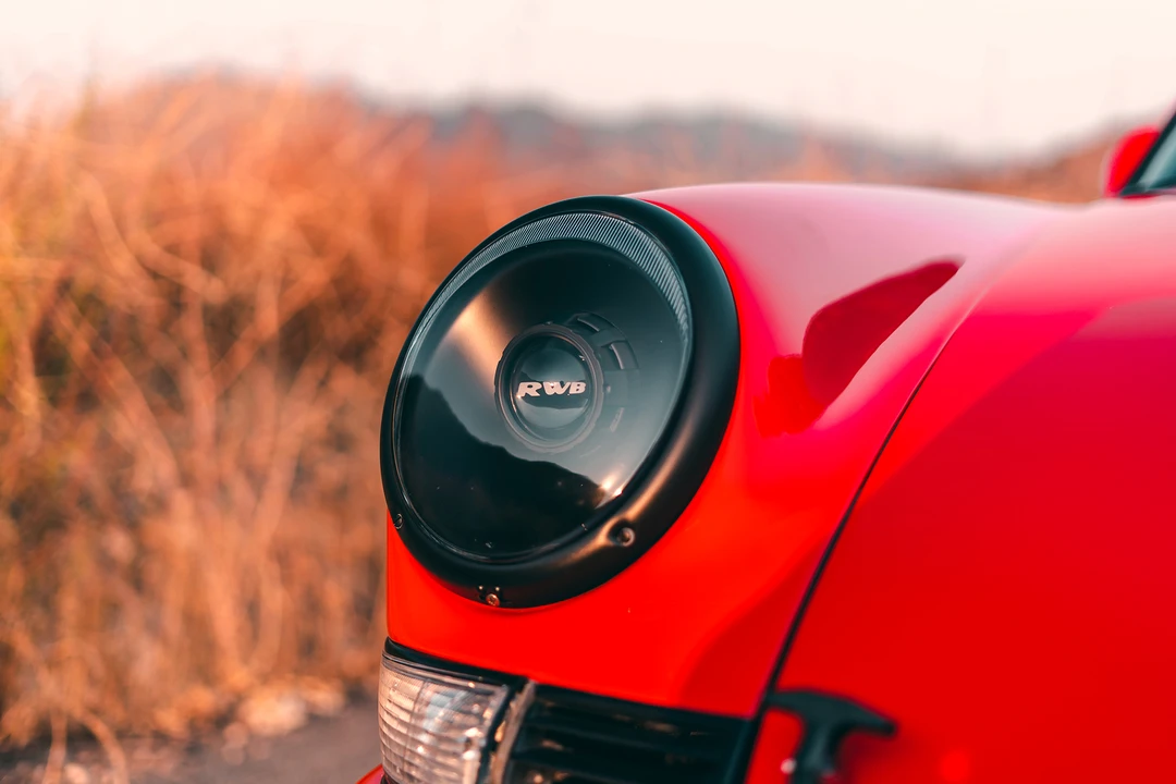 1988 Porsche 911 Carrera 3.2 - Image 30 of 31