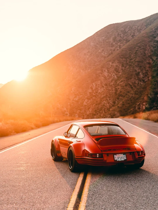 1988 Porsche 911 Carrera 3.2 - Image 12 of 31