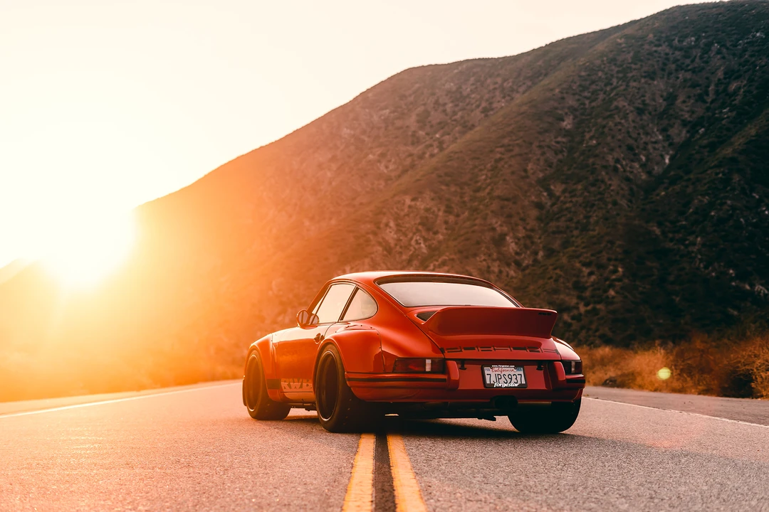 1988 Porsche 911 Carrera 3.2 - Image 10 of 31