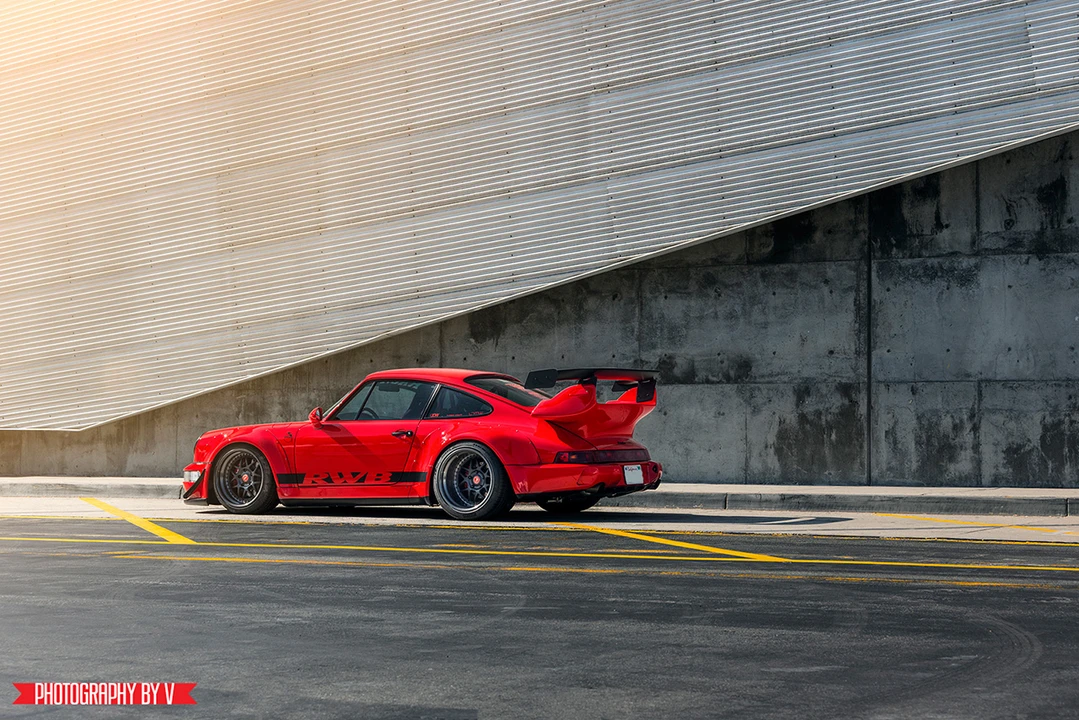 1989 Porsche 964 Carrera 4 - Image 2 of 31