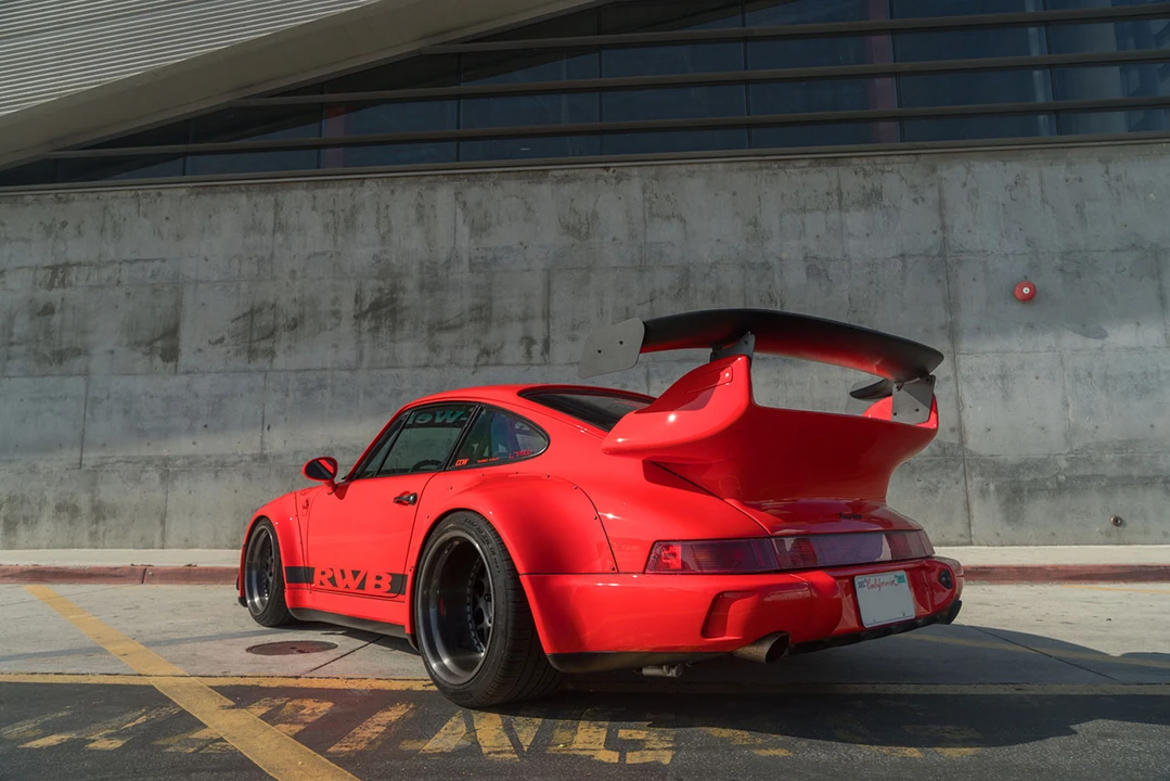1989 Porsche 964 Carrera 4 - Image 15 of 31