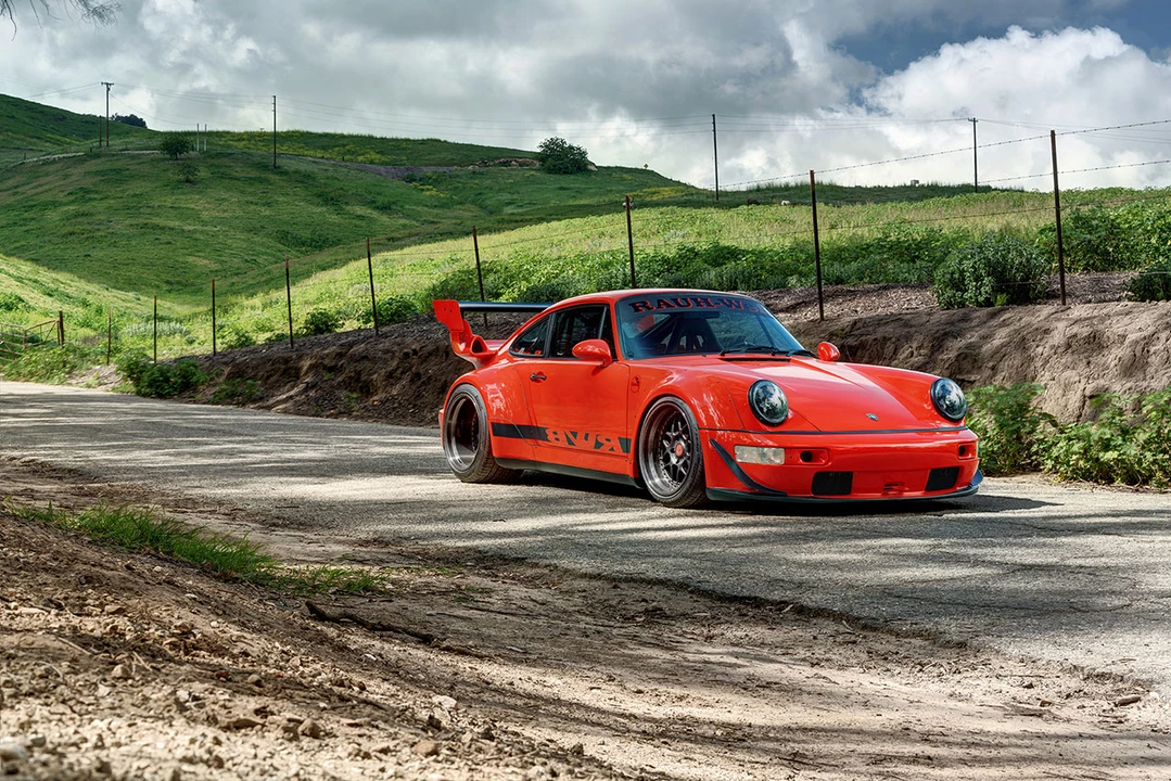1989 Porsche 964 Carrera 4 - Image 17 of 31