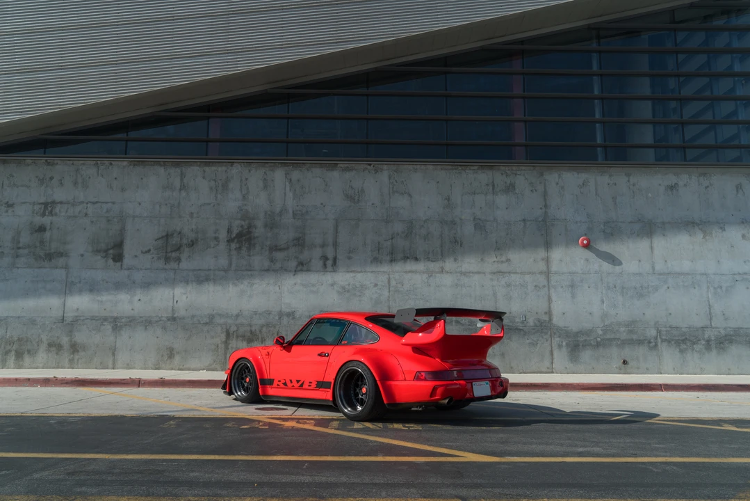1989 Porsche 964 Carrera 4 - Image 8 of 31