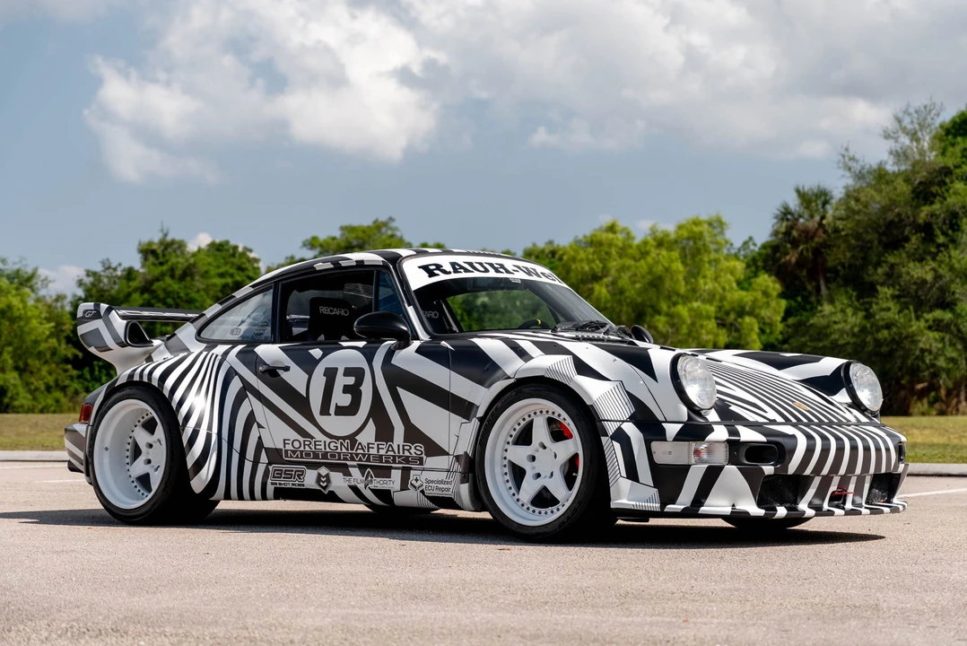 1992 Porsche 964 Turbo - Image 13 of 31