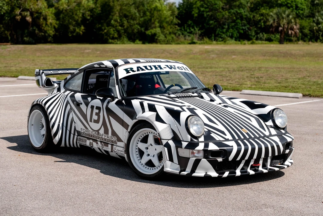 1992 Porsche 964 Turbo - Image 14 of 31