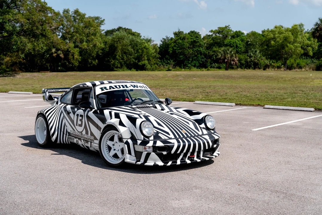 1992 Porsche 964 Turbo - Image 10 of 31