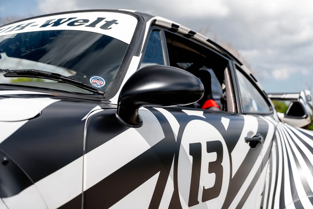1992 Porsche 964 Turbo - Image 24 of 31