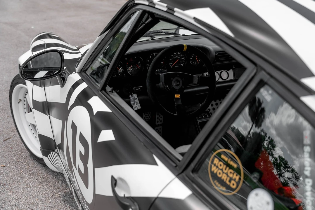 1992 Porsche 964 Turbo - Image 25 of 31