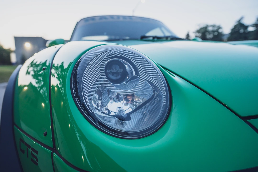 1995 Porsche 993 Carrera - Image 28 of 31