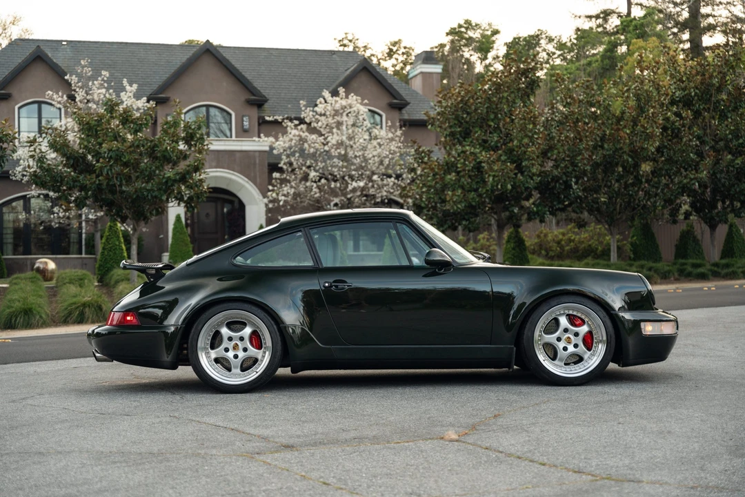 1994 Porsche 964 Carrera 4 - Image 9 of 31