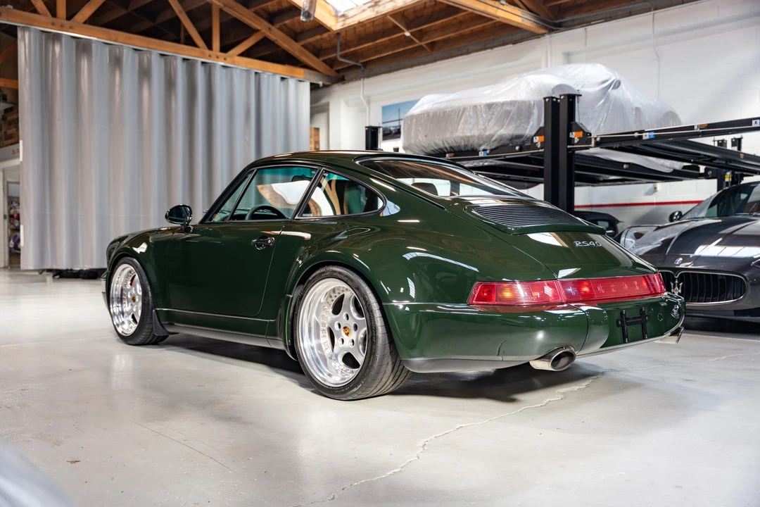 1994 Porsche 964 Carrera 4 - Image 24 of 31
