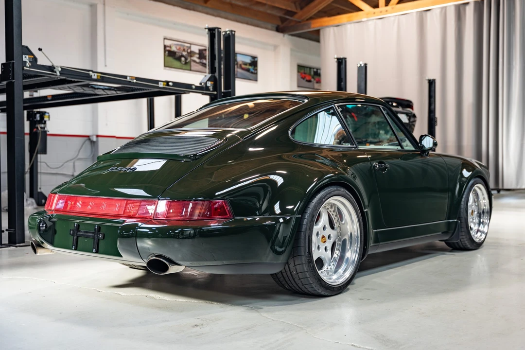 1994 Porsche 964 Carrera 4 - Image 22 of 31