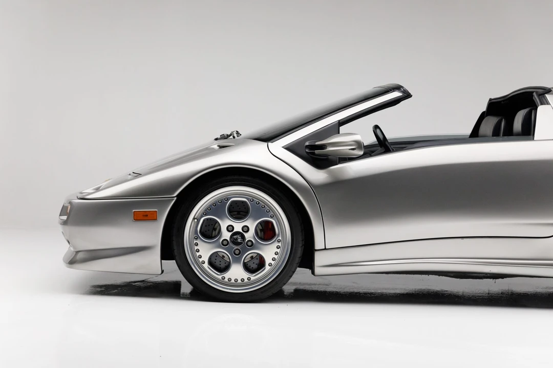 1999 Lamborghini Diablo VT - Image 25 of 31