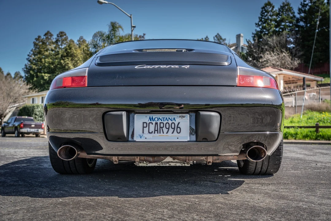 1999 Porsche 996 Carrera - Image 26 of 31