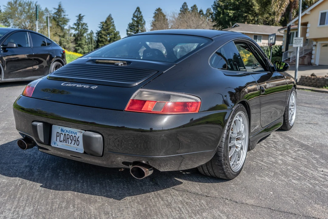 1999 Porsche 996 Carrera - Image 25 of 31