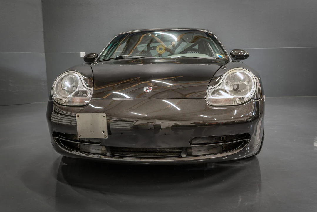 1999 Porsche 996 Carrera - Image 27 of 31