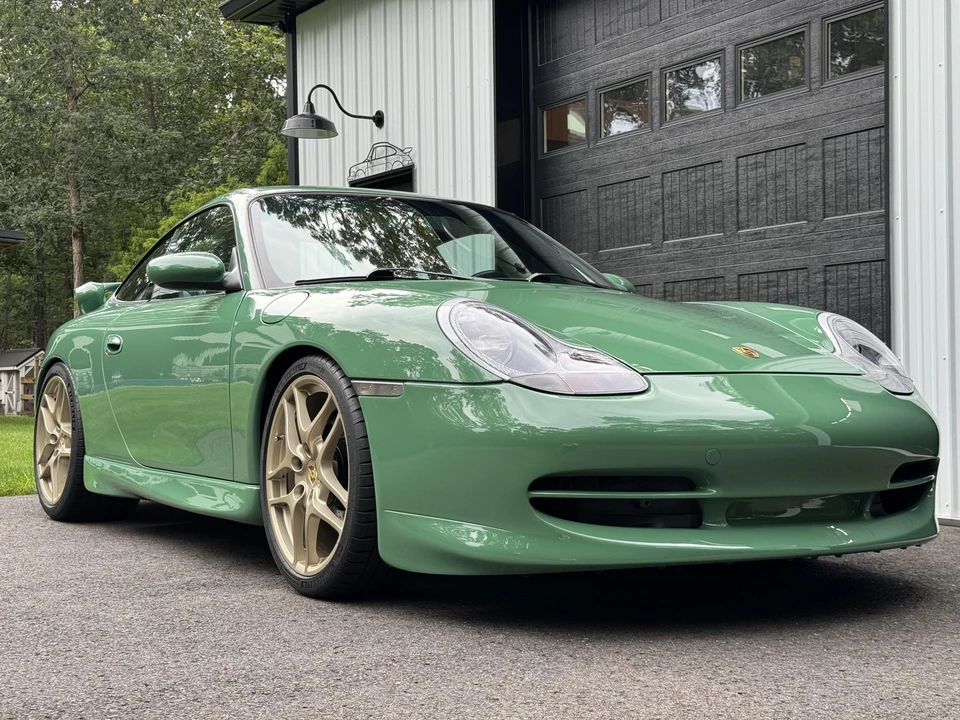 2001 Porsche 996 Carrera - Image 11 of 31