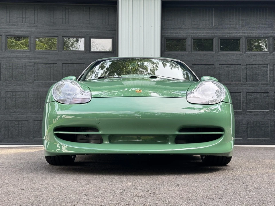 2001 Porsche 996 Carrera - Image 10 of 31