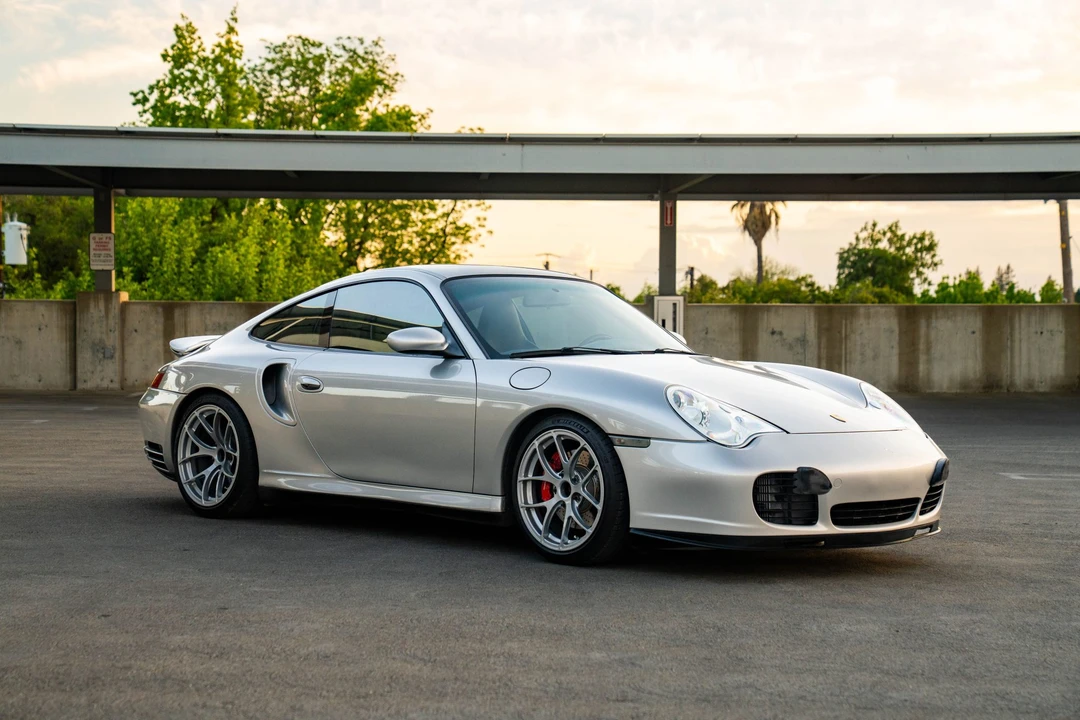 2001 Porsche 996 Turbo - Image 24 of 31