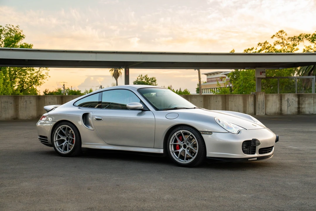 2001 Porsche 996 Turbo - Image 22 of 31