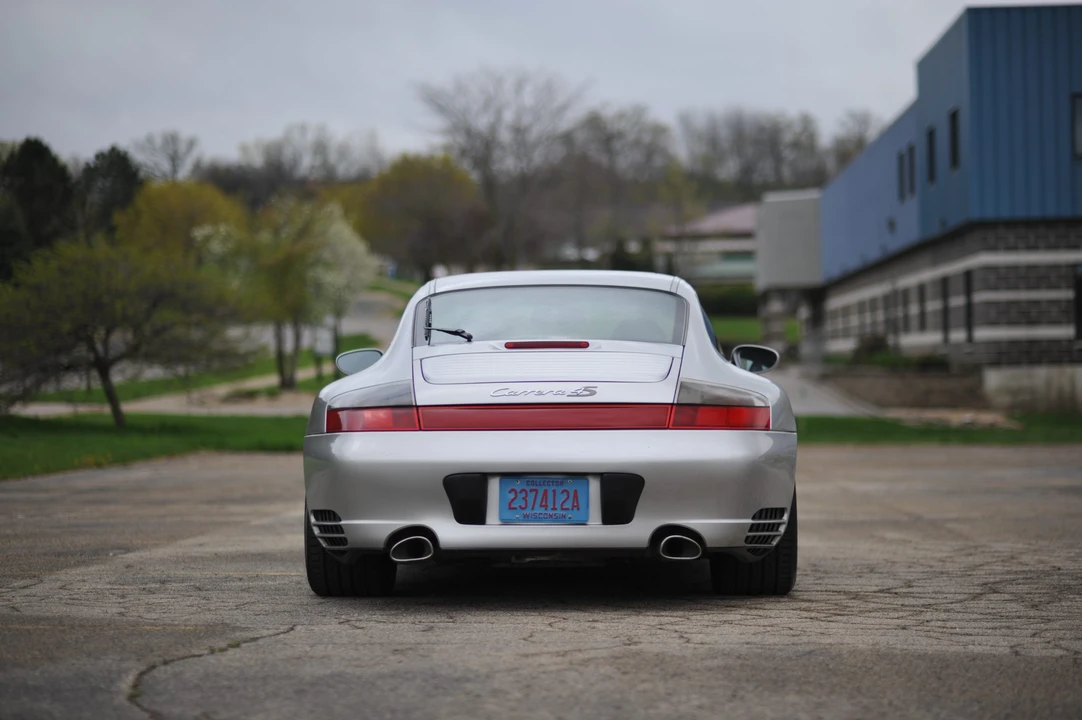 2003 Porsche 996 Carrera 4S - Image 17 of 31