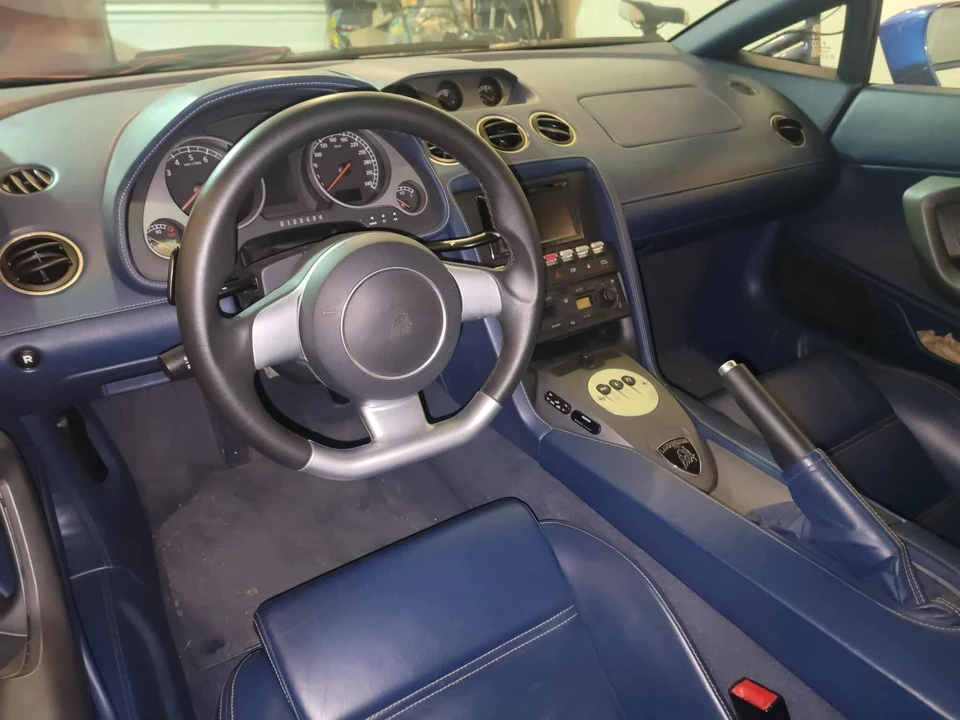 2004 Lamborghini Gallardo - Image 29 of 31