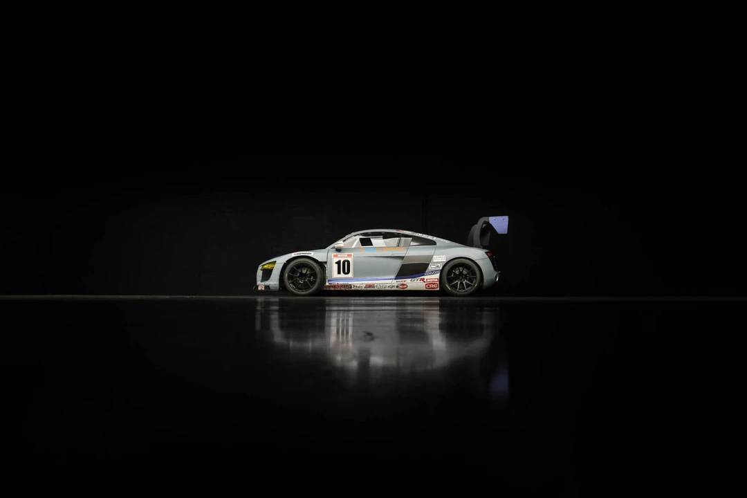 2009 Audi 42 R8 - Image 28 of 31