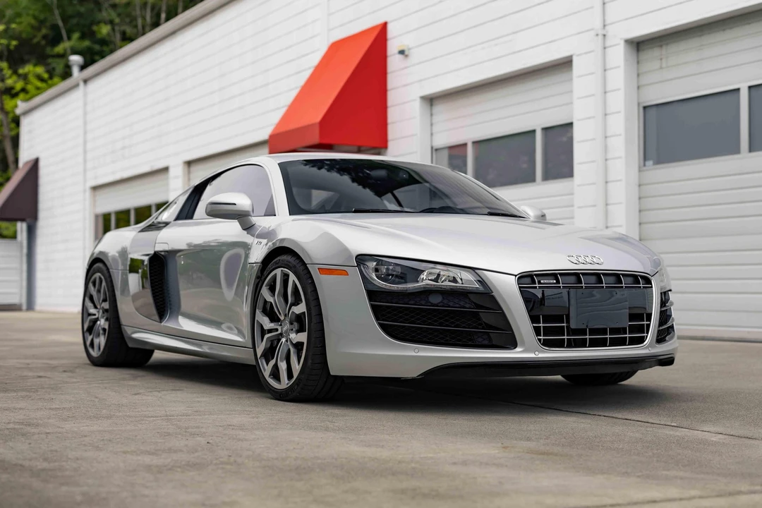 2010 Audi 42 R8 - Image 31 of 31