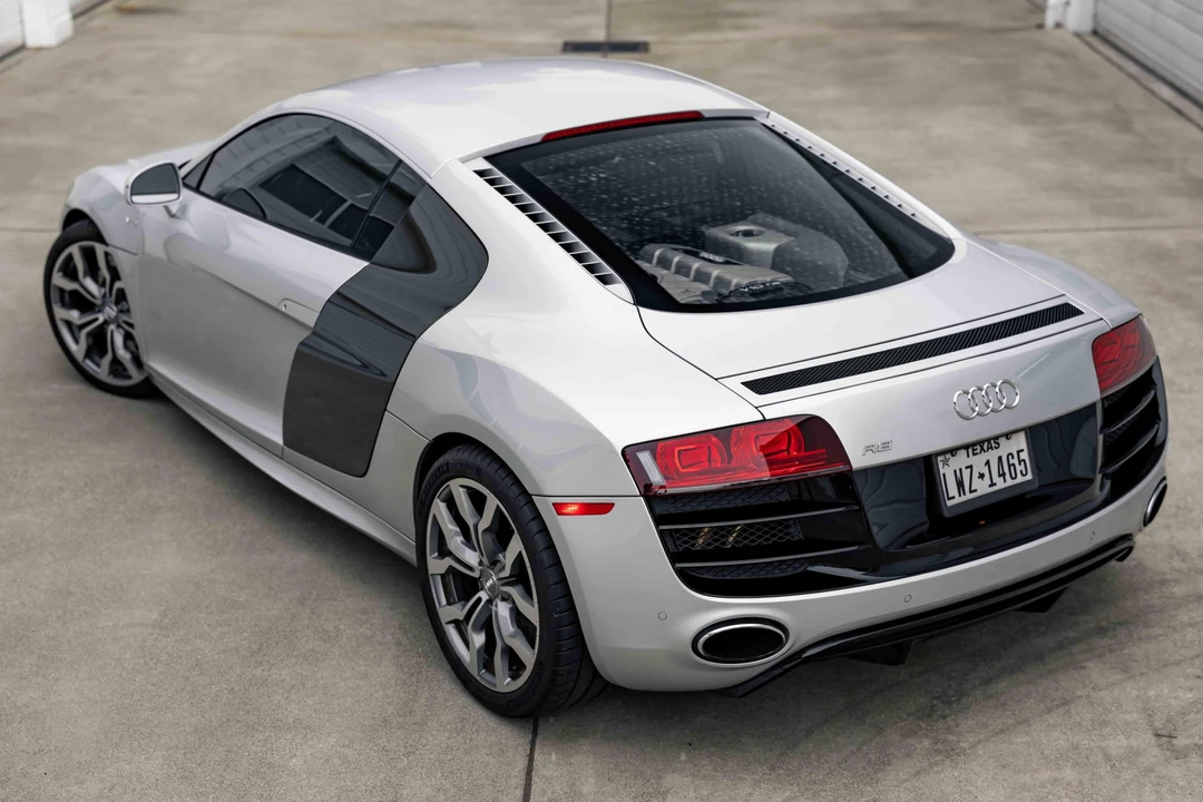 2010 Audi 42 R8 - Image 12 of 31