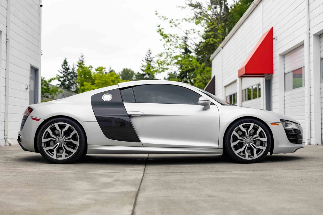 2010 Audi 42 R8 - Image 22 of 31