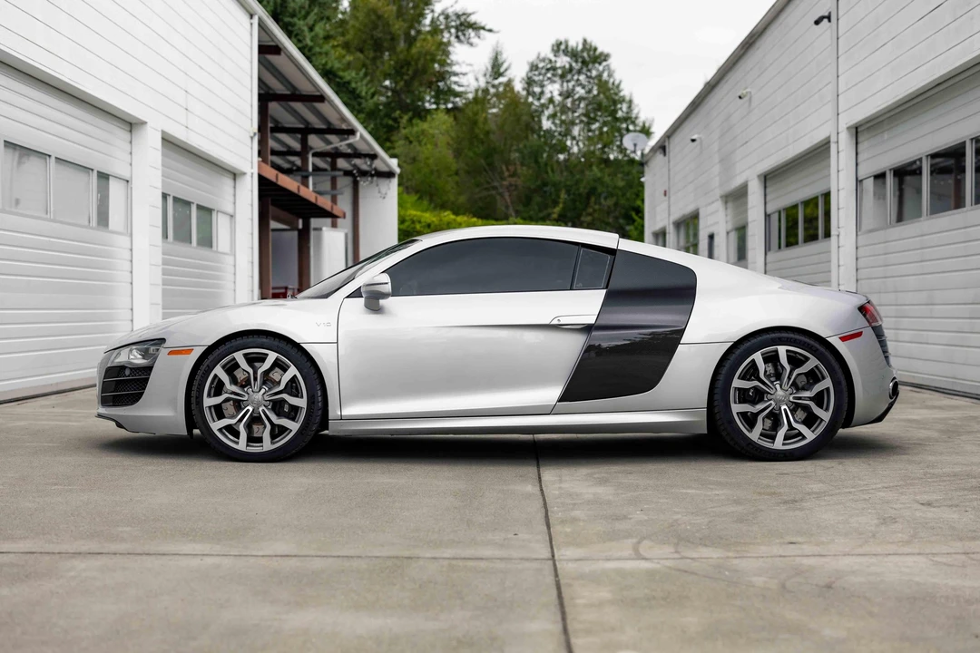2010 Audi 42 R8 - Image 5 of 31