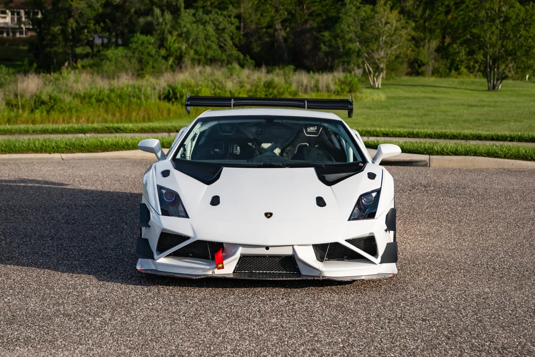 2013 Lamborghini Gallardo LP570-4 Super Trofeo Stradale - Image 6 of 31