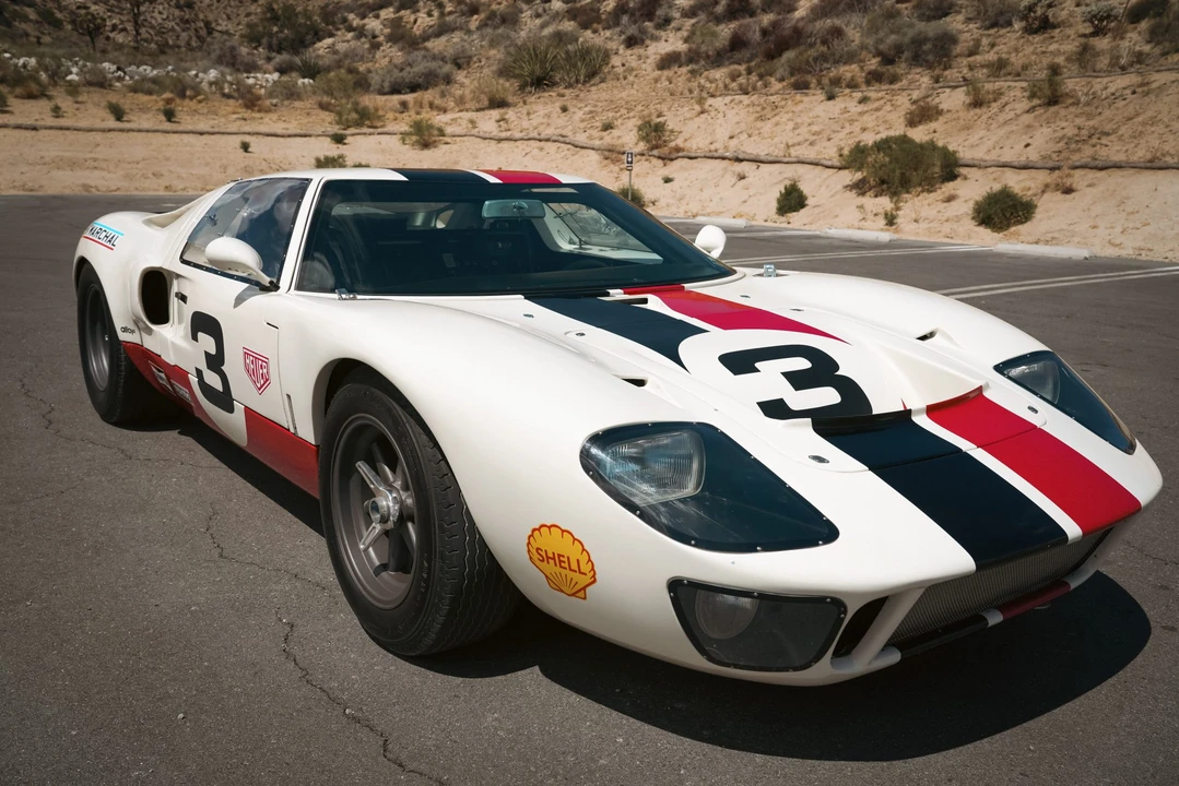 Ford Replica - Image 17 of 31