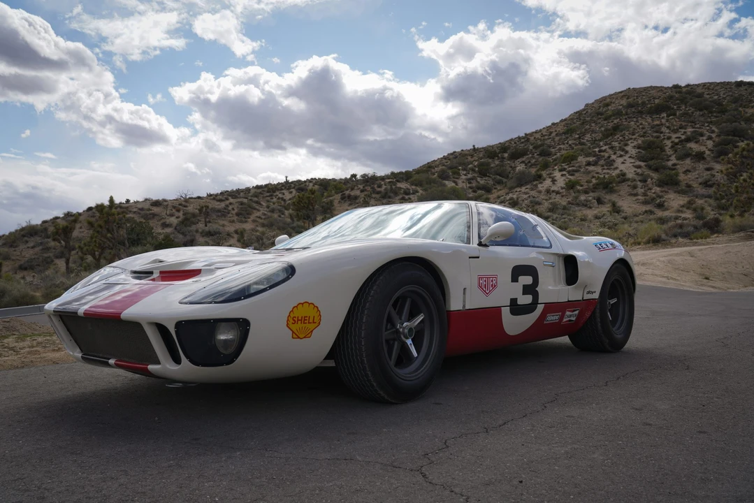 Ford Replica - Image 5 of 31