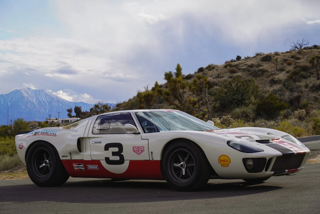 Ford Replica - Image 10 of 31
