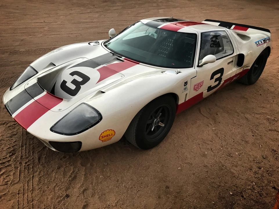 Ford Replica - Image 4 of 31