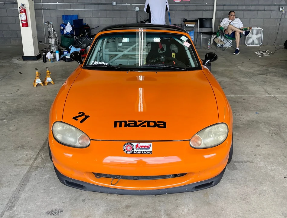 1999 Mazda NB MX-5 Miata - Image 6 of 10