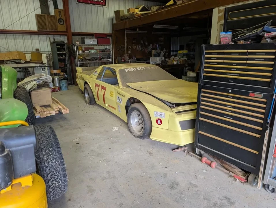 Parts & Memorabilia Rolling Chassis - Image 5 of 5