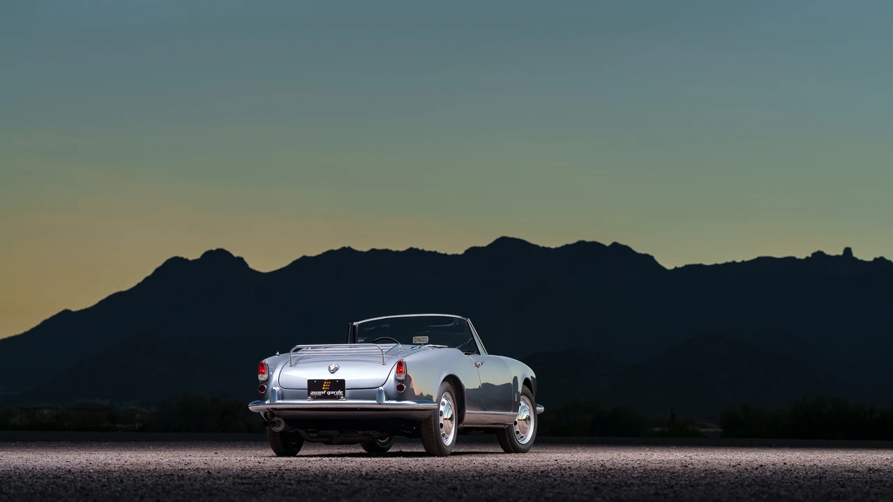 1960 Alfa Romeo Giulietta Sprint Speciale - Image 24 of 31