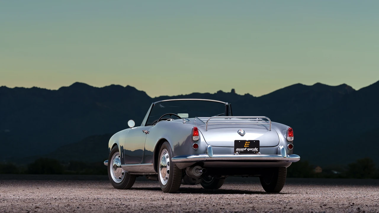 1960 Alfa Romeo Giulietta Sprint Speciale - Image 30 of 31