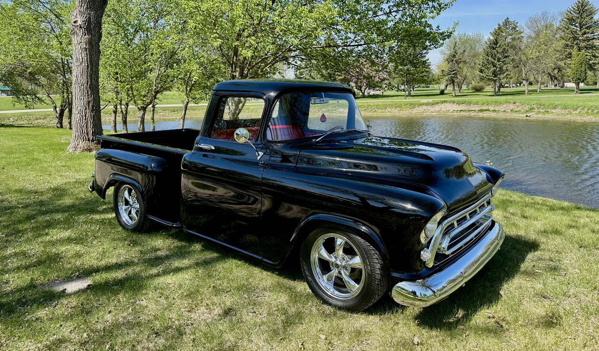 1957 Chevrolet Task Force - Image 8 of 31