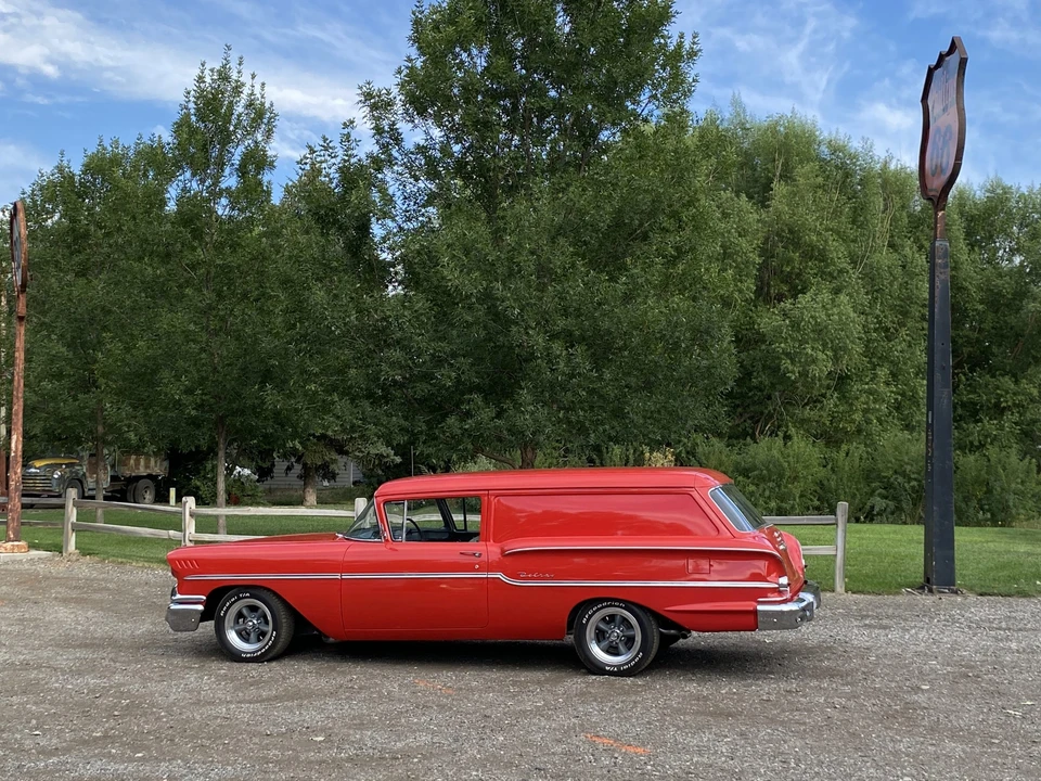 1958 Chevrolet Biscayne - Image 8 of 31