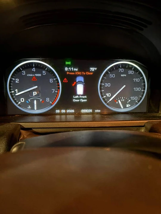 2011 Land Rover Range Rover L322 - Image 8 of 12