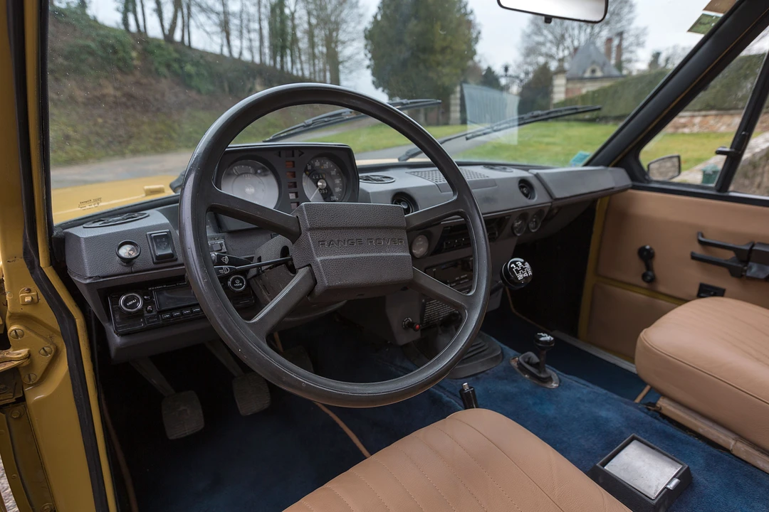 Land Rover Range Rover Classic - Image 15 of 29