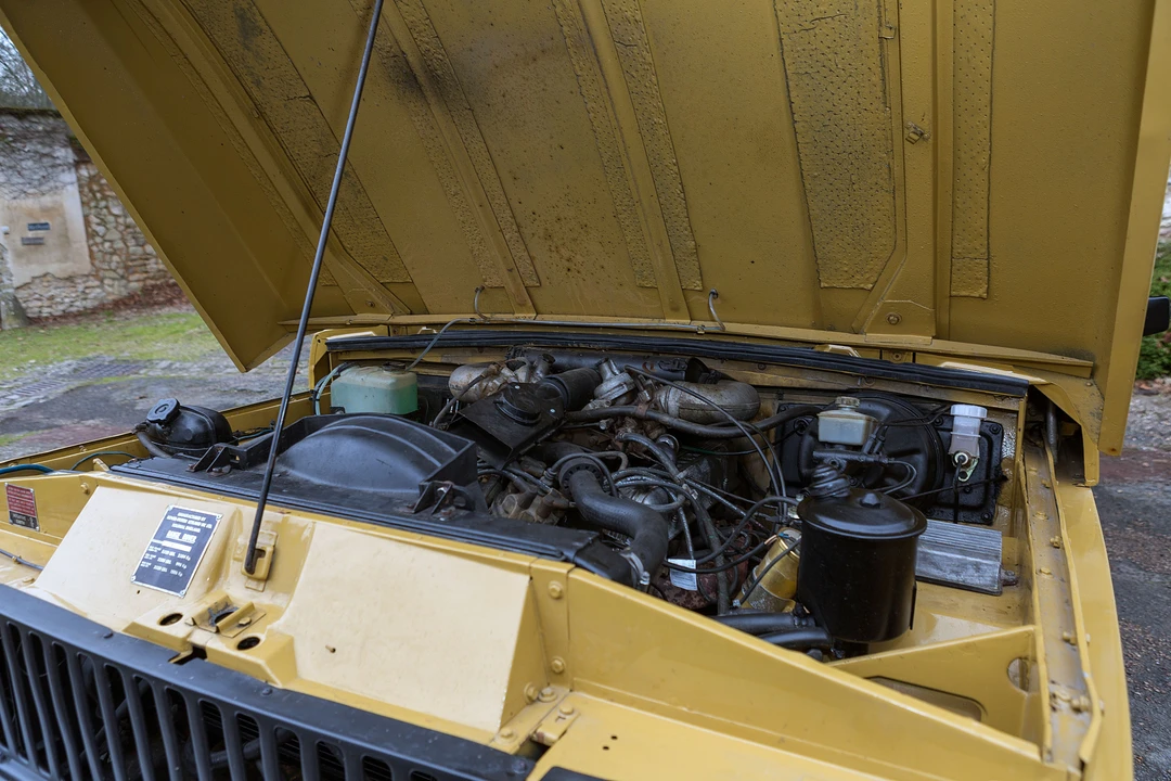 Land Rover Range Rover Classic - Image 22 of 29