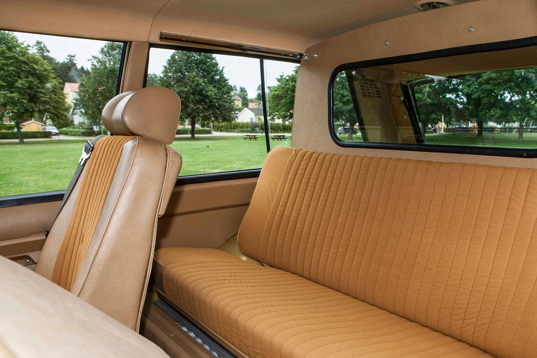 Land Rover Range Rover Classic - Image 10 of 18