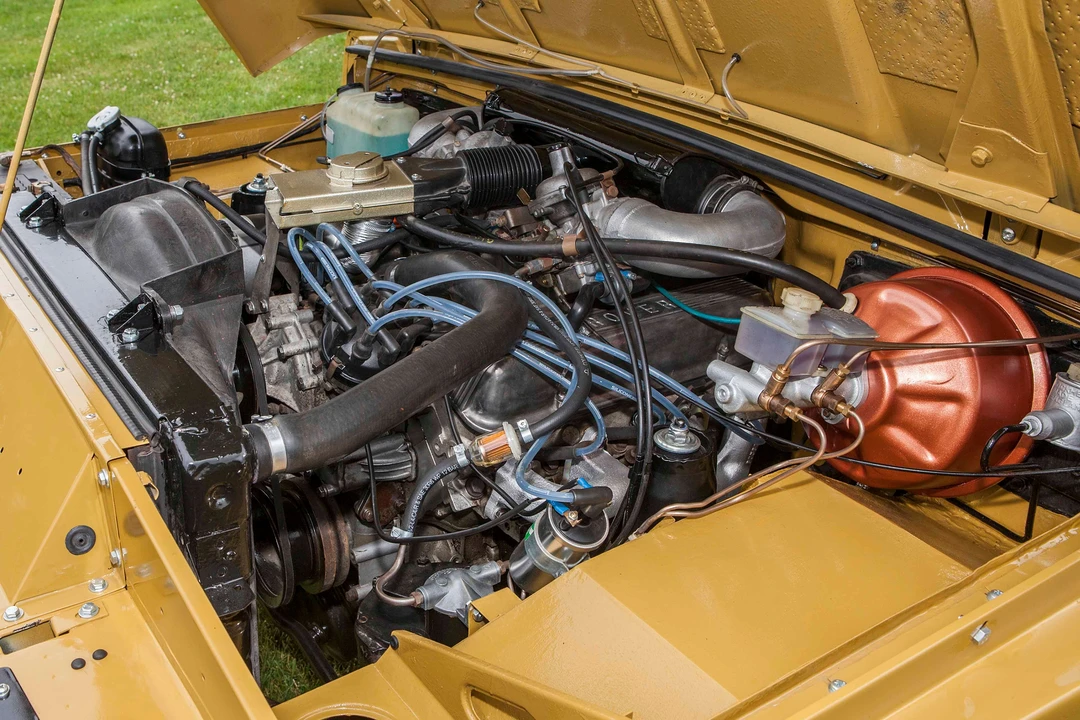 Land Rover Range Rover Classic - Image 12 of 18